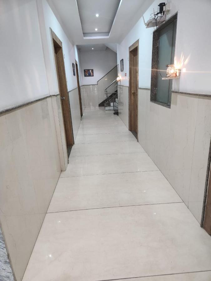 Hotel Ambe Inn By Ambience Delhi Igi Airport ニューデリー エクステリア 写真