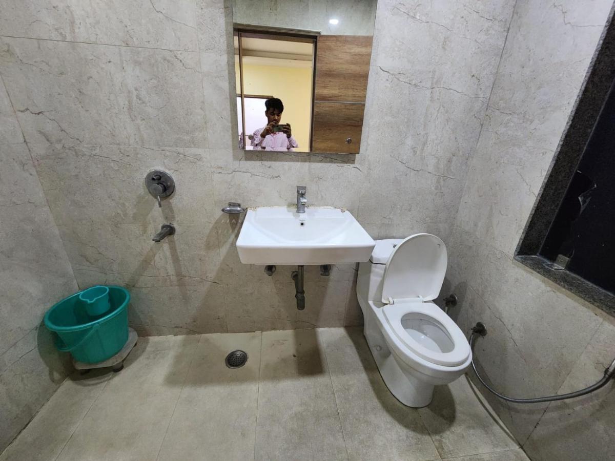 Hotel Ambe Inn By Ambience Delhi Igi Airport ニューデリー エクステリア 写真